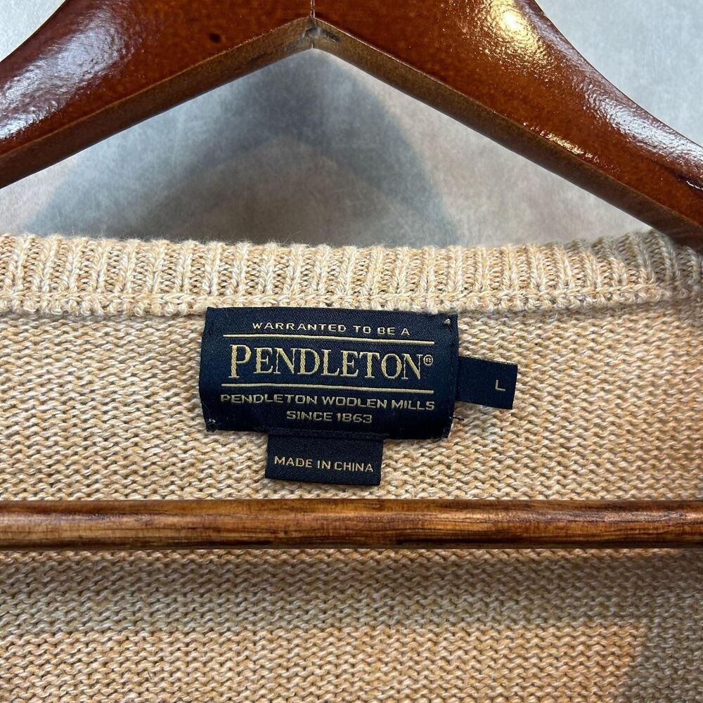 Pendleton Men's Jumper - Picture 3 of 5